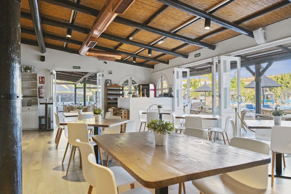 Wyndham Residences Golf del Sur 56/82