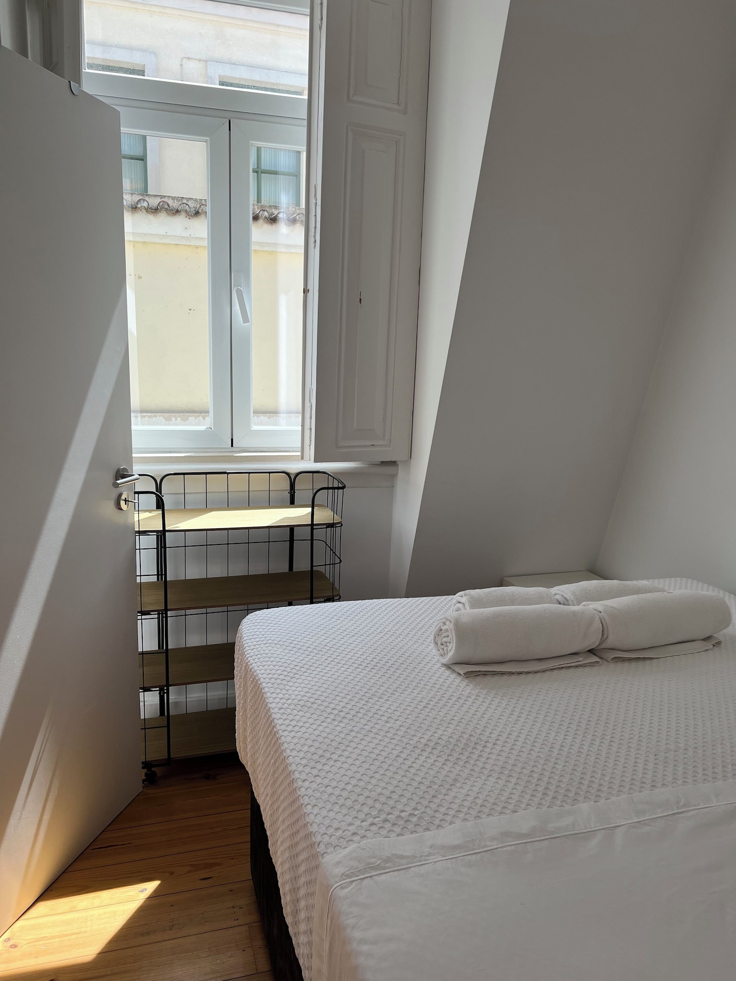 1 Bedroom, Apartment, Queen Bed, Sofa, Pool Access