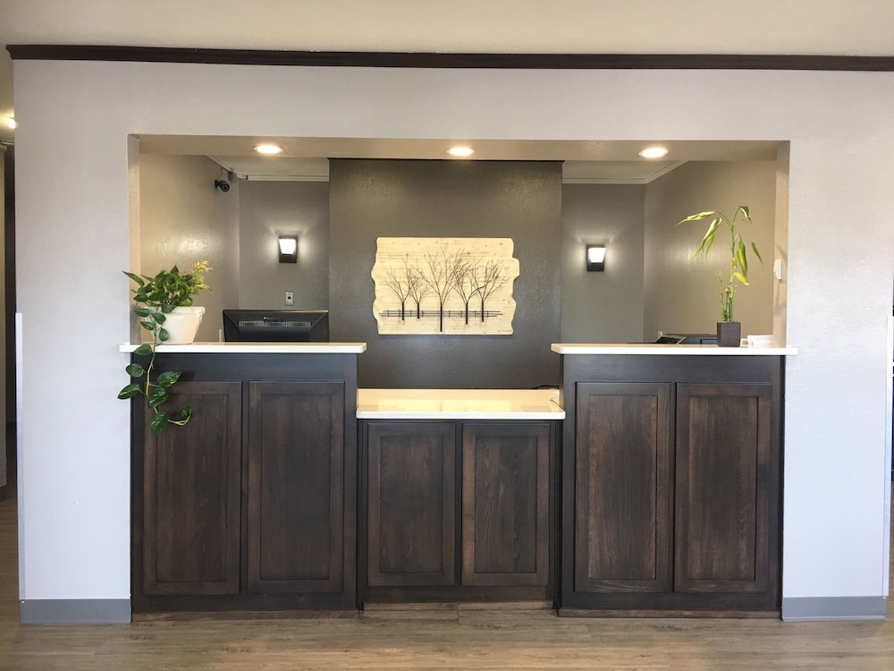 Quality Inn Neosho 9/25
