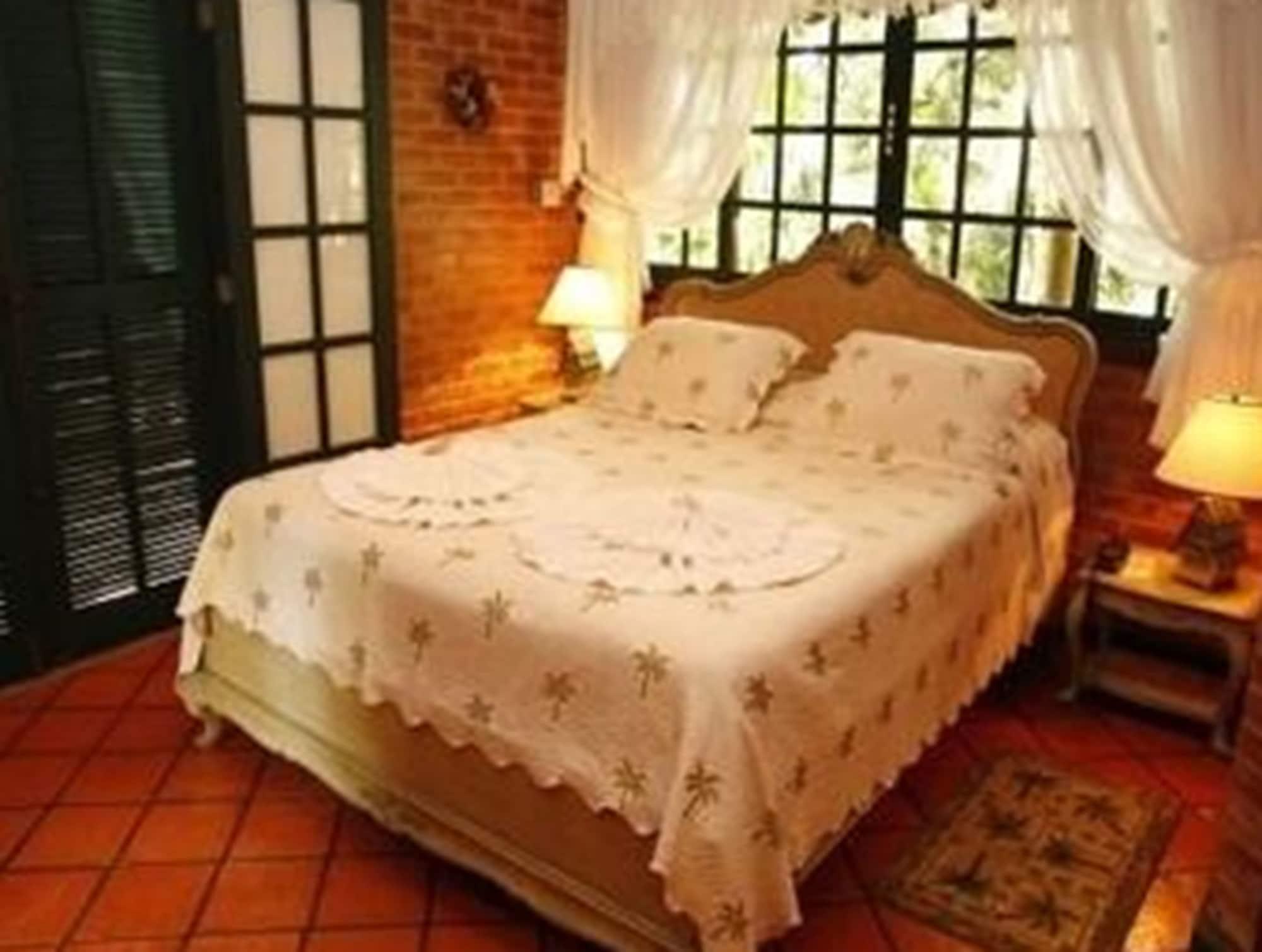 Master, Suite