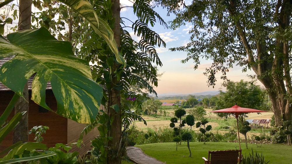 Nan Seasons Boutique Resort 13/81