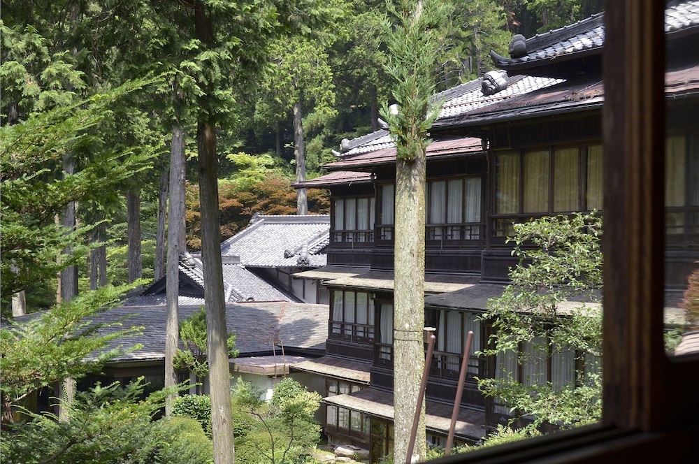Yunoshimakan 3/50