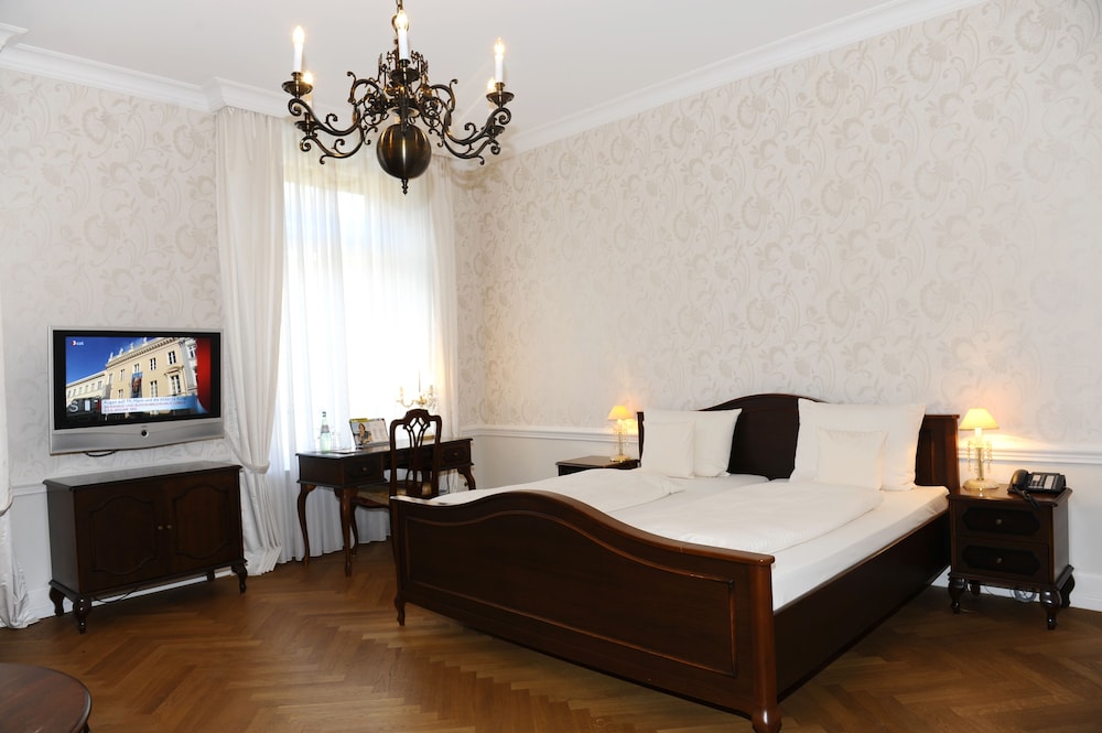 Heliopark Bad Hotel zum Hirsch 18/55