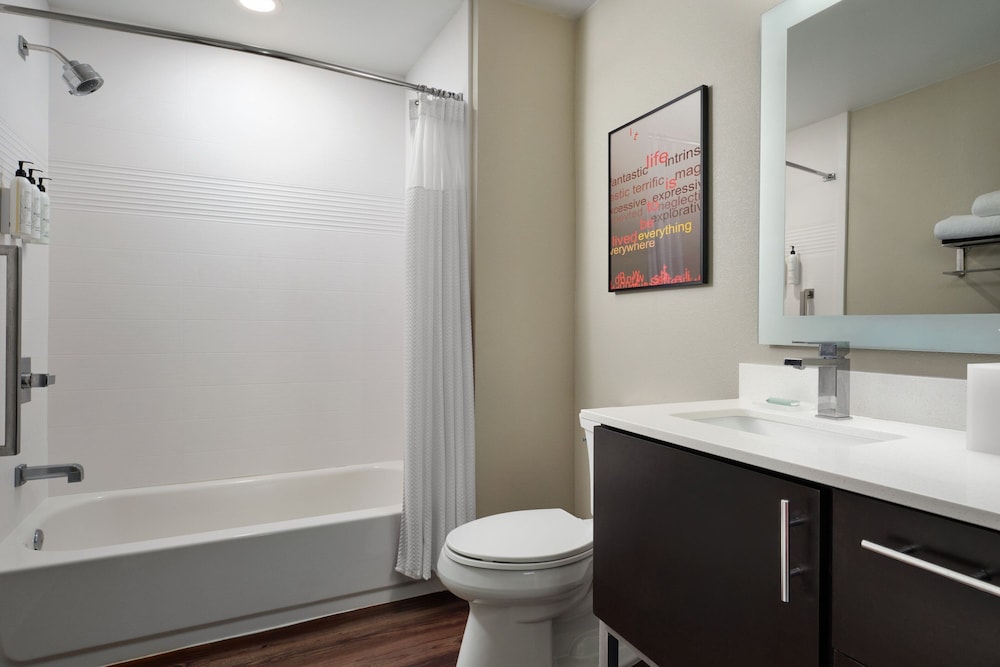 TownePlace Suites by Marriott Lafayette South 25/30
