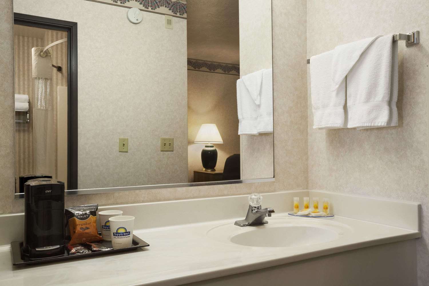 Days Inn By Wyndham Springville 41/44