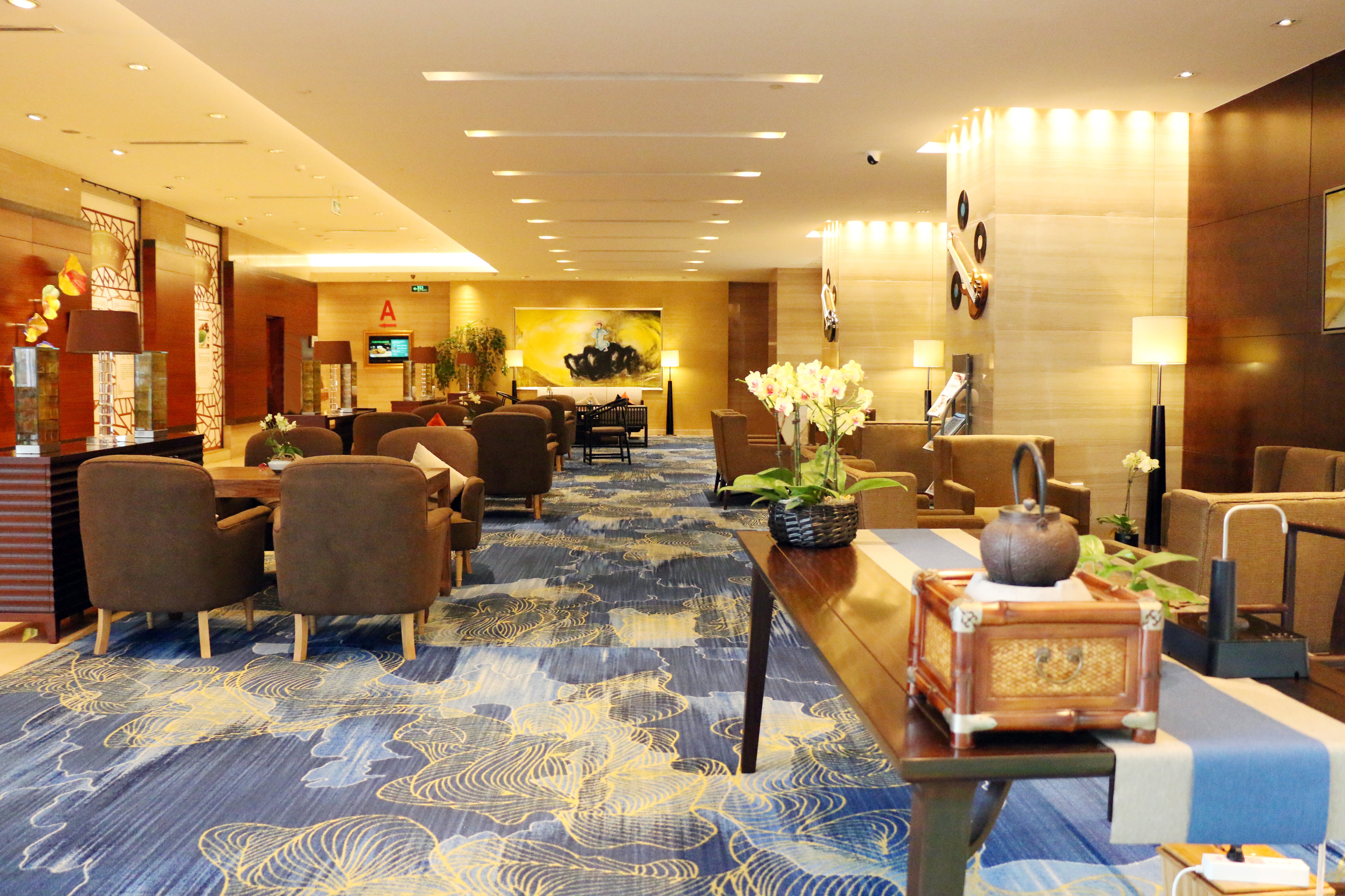 Holiday Inn Aqua City 45/76
