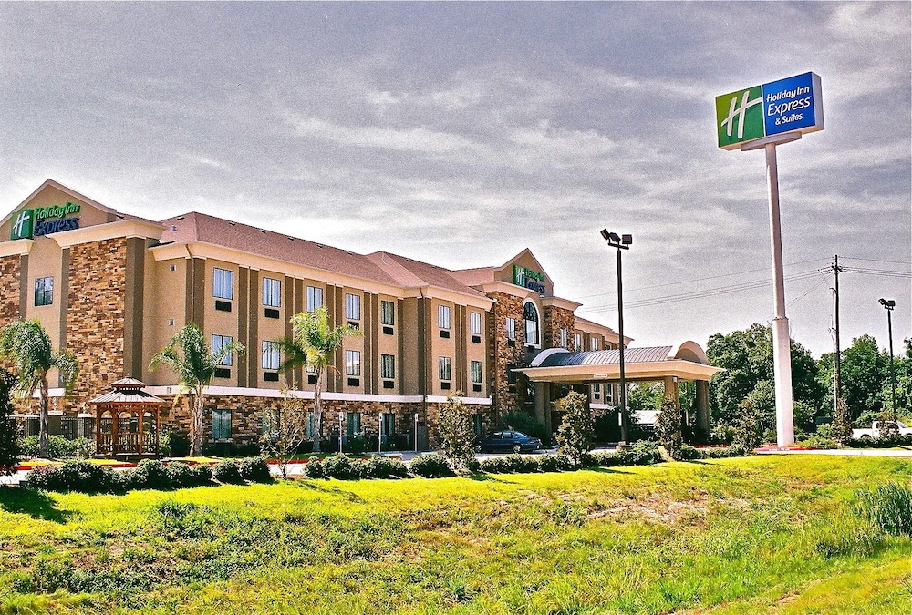 Holiday Inn Express Hotel And Suites Cleveland 50/55