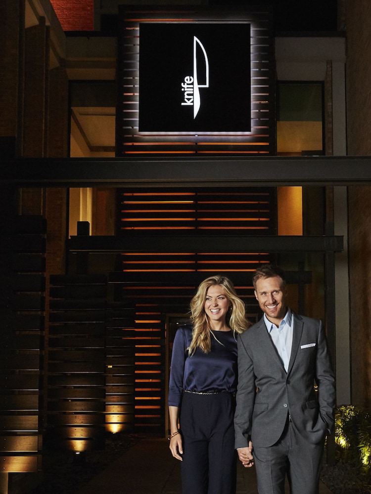 The Highland Dallas, Curio Collection by Hilton 24/68