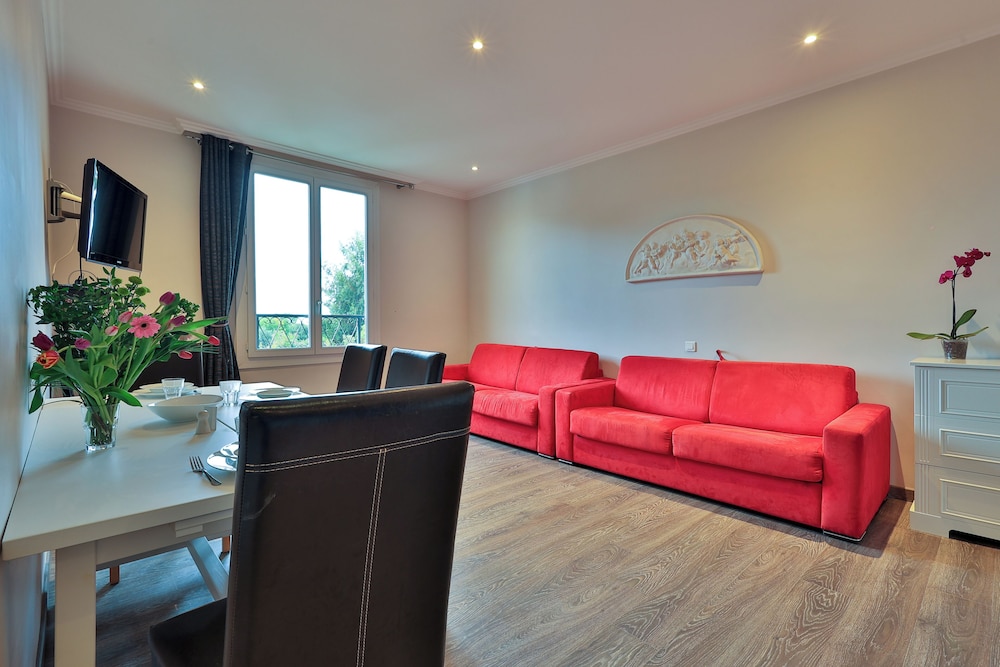 Residence Emeraude 28/50