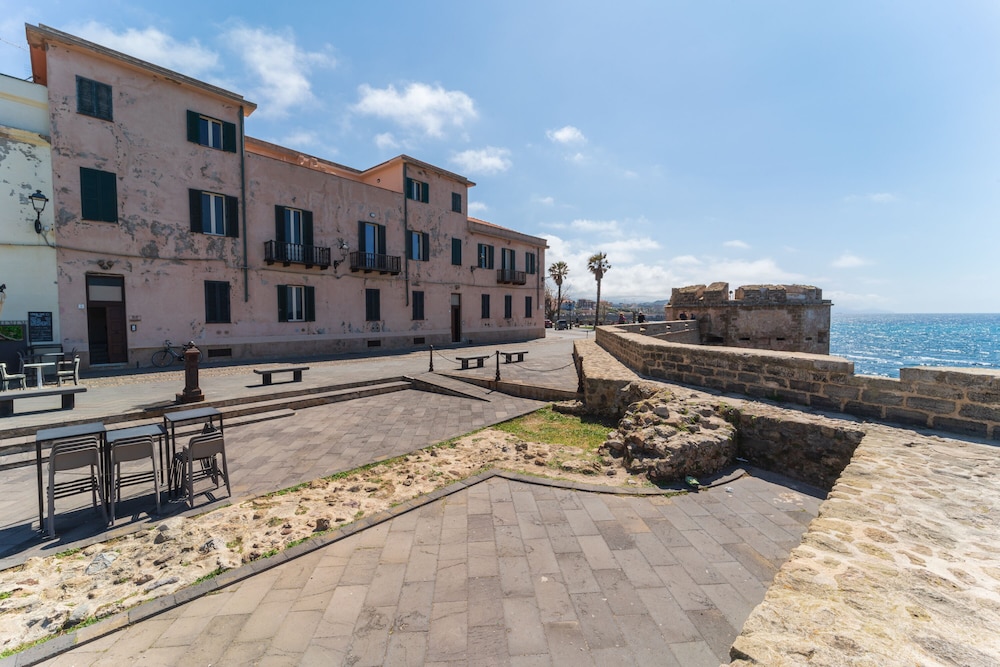Palau Marco Polo 15/24