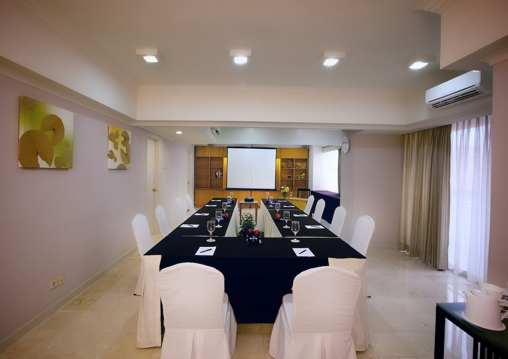 Aryaduta Suites Semanggi 29/37