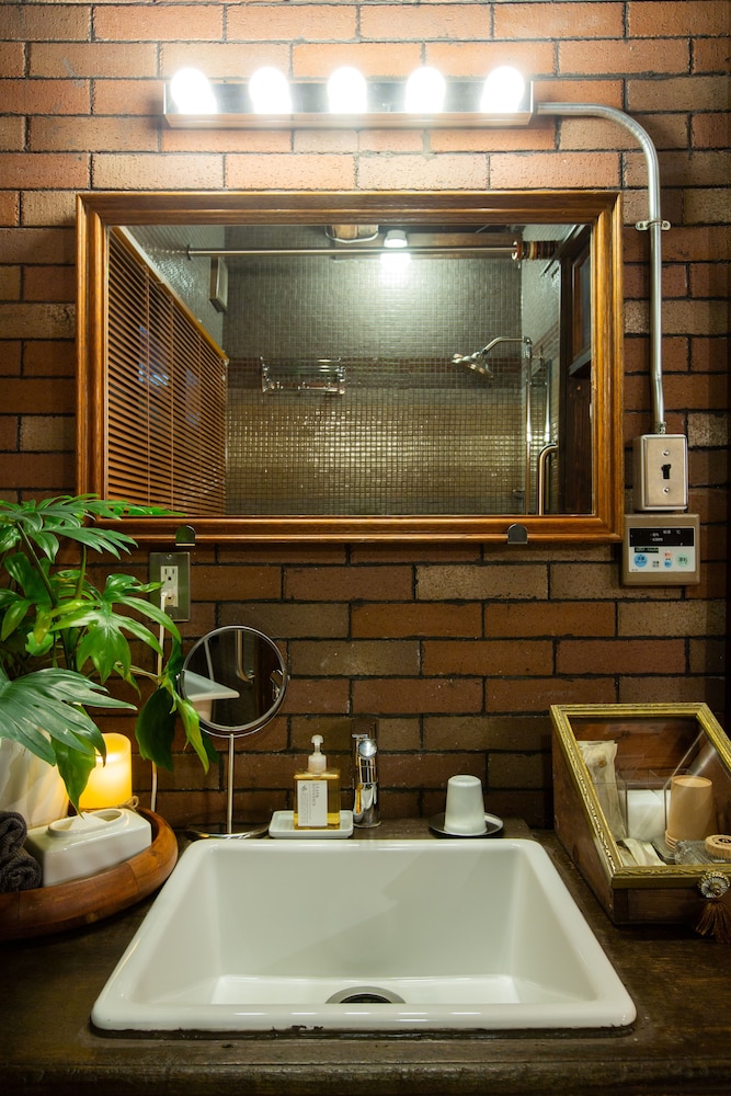 Bamba Hotel 53/54