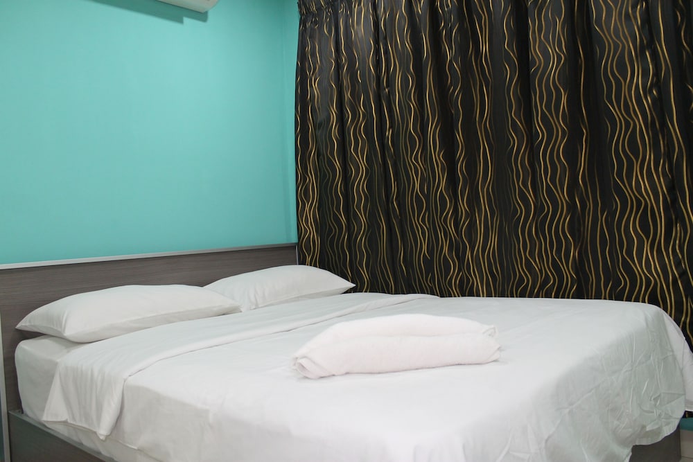 LaComme Inn 32/74