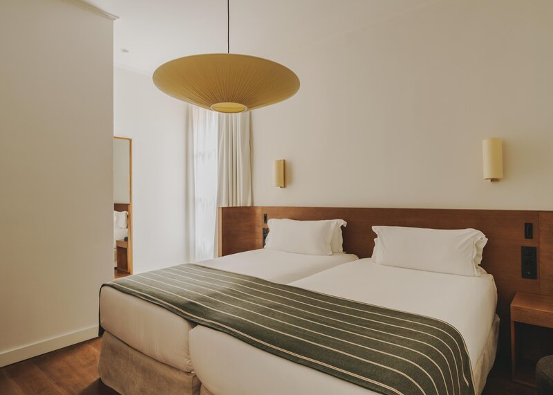 Hotel Regina Barcelona 25/50