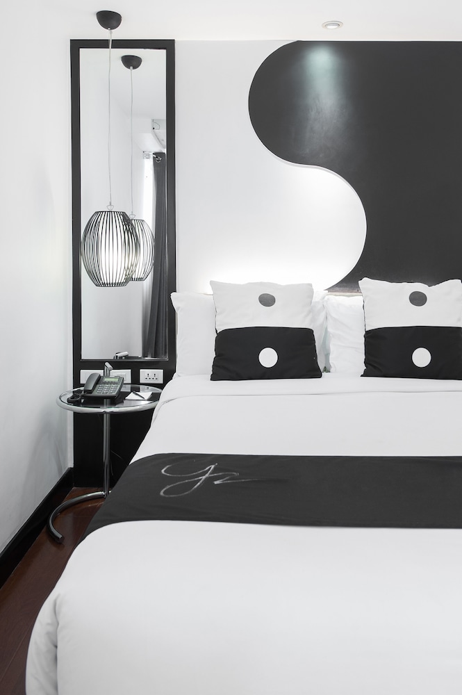 Y2 Residence Hotel 28/68