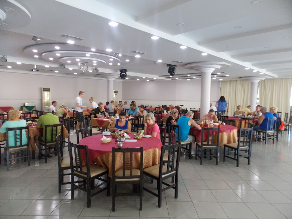 Mediterrane Hotel Sarande 36/51
