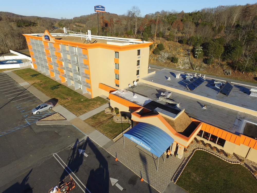 Howard Johnson by Wyndham Lexington 5/33