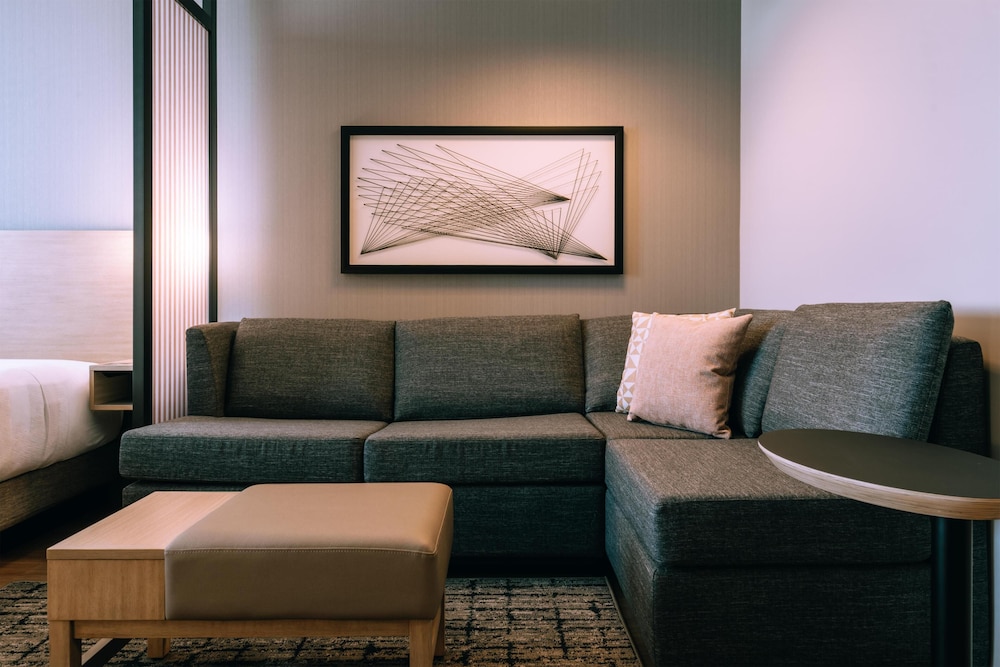 Hyatt House Ontario Airport 30/50