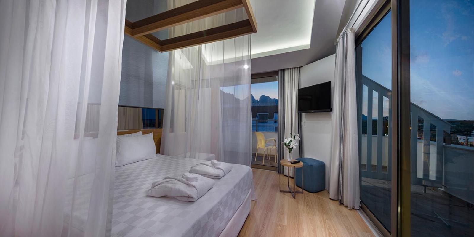 Love Suite