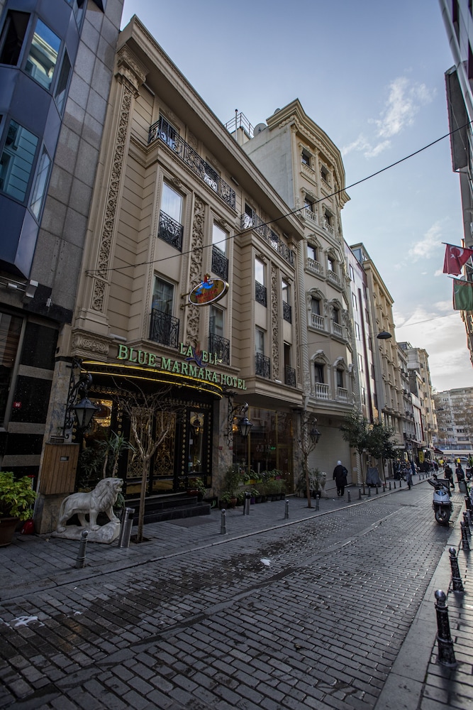 Laleli Blue Marmara Hotel 68/71