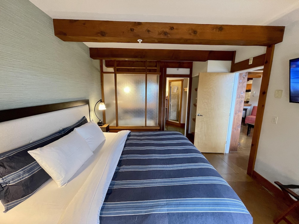 Seaside Ucluelet Hotel 9/34