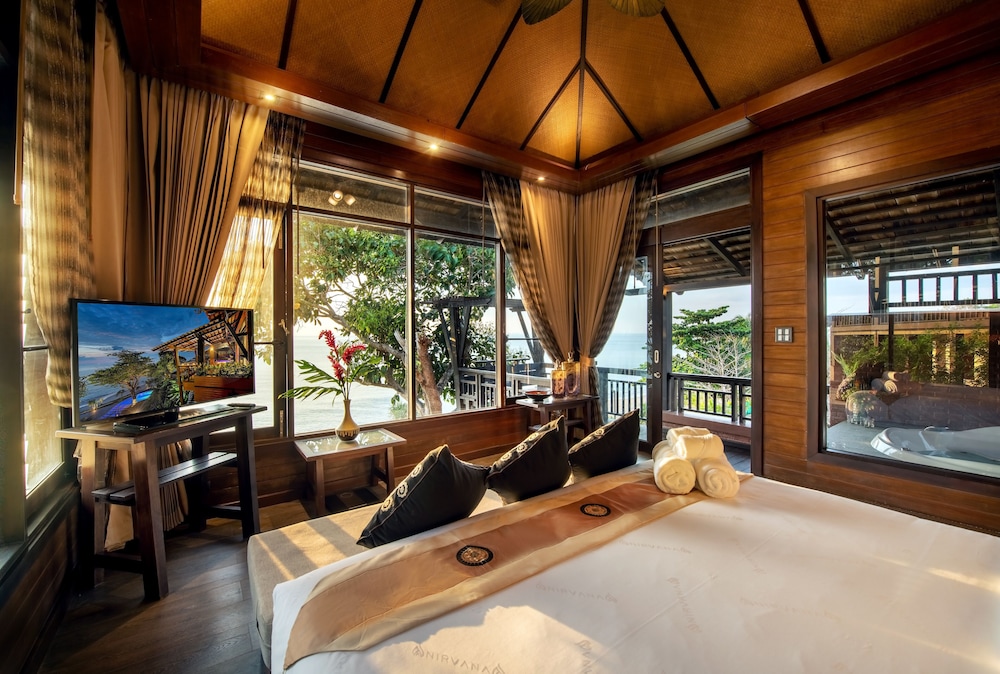 Nirvana Beach Resort and Spa 12/50