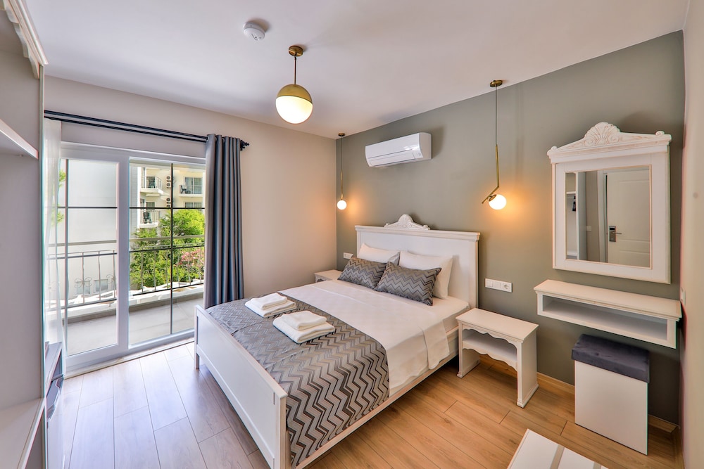 Lora Kas Otel 6/17