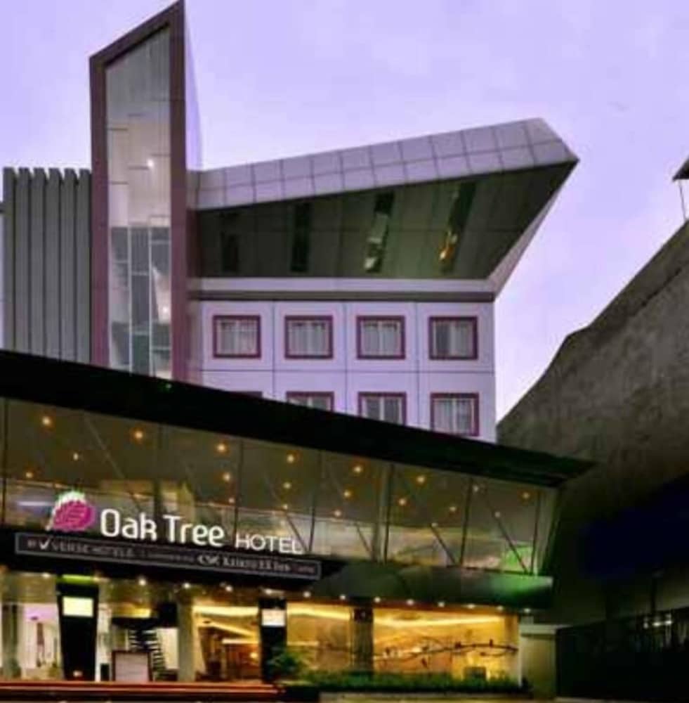 Oak Tree Urban Jakarta 3/71