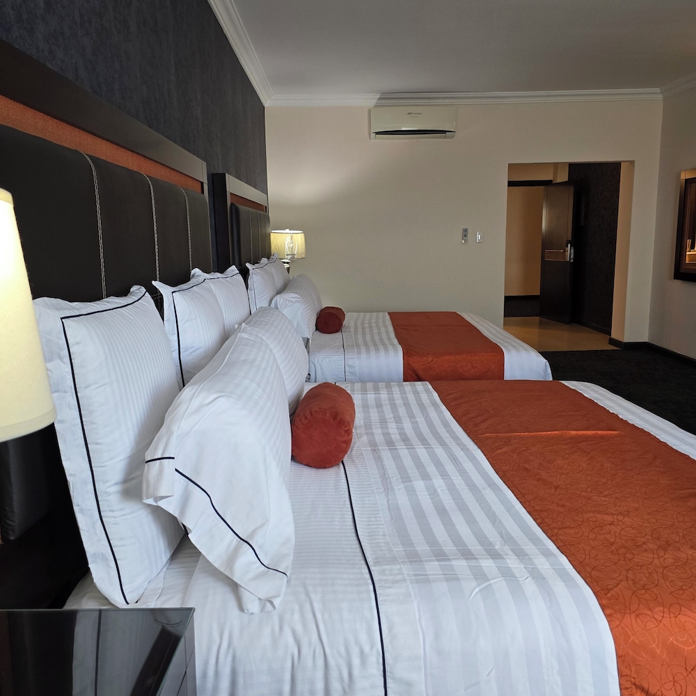 Hotel Two Select 29/60