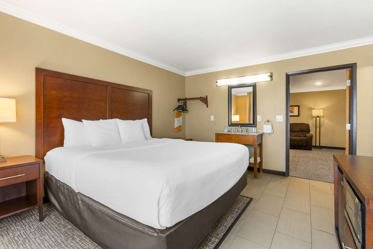 Comfort Inn & Suites Redwood Country 7/13
