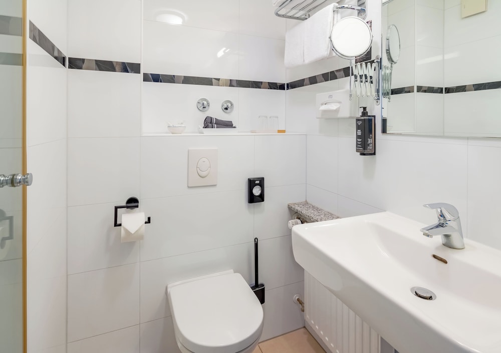 Rugs Hotel Dusseldorf 47/50