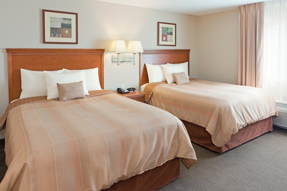 Candlewood Suites Watertown-Fort Drum 11/68
