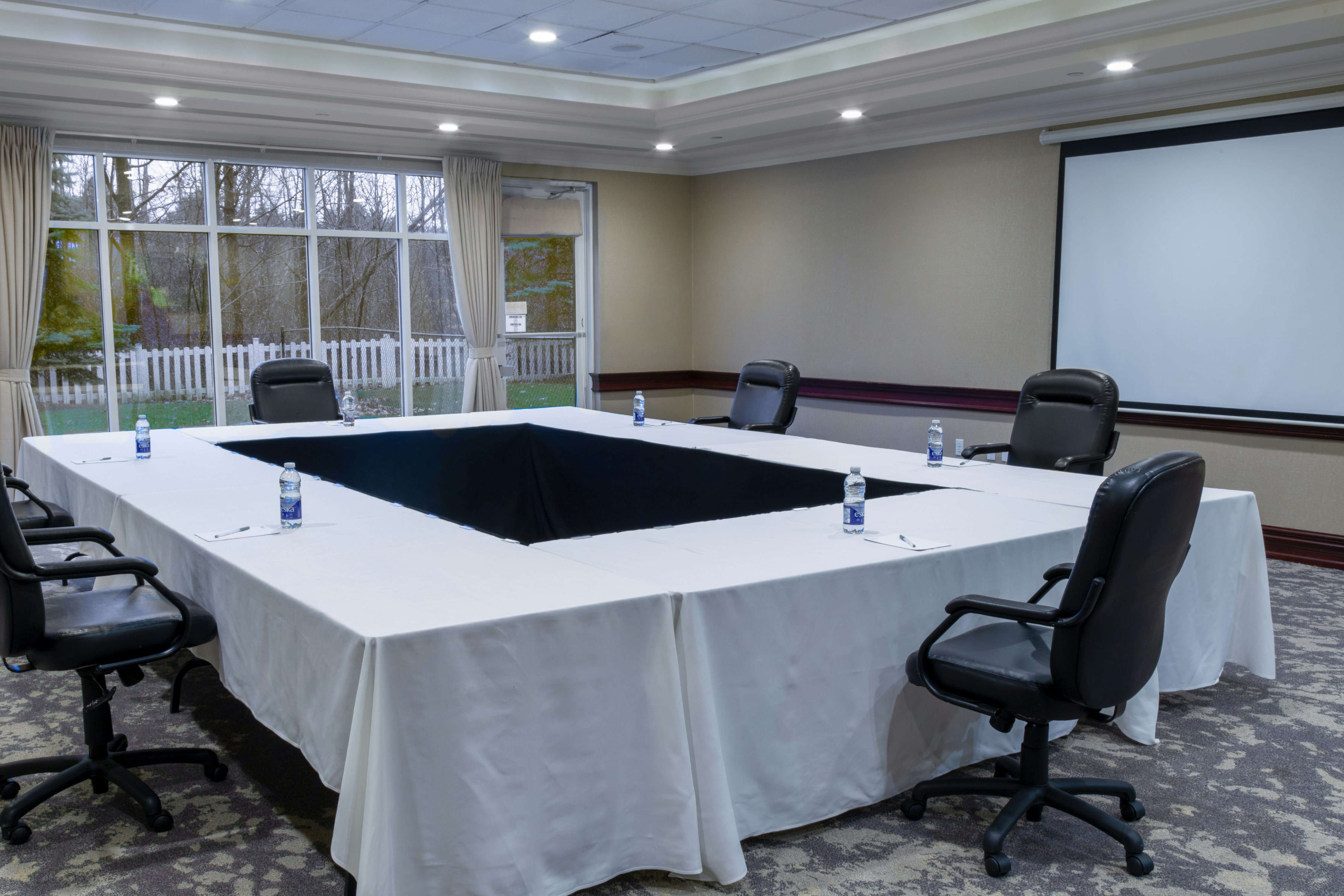 Hilton Garden Inn Niagara On The Lake 53/62