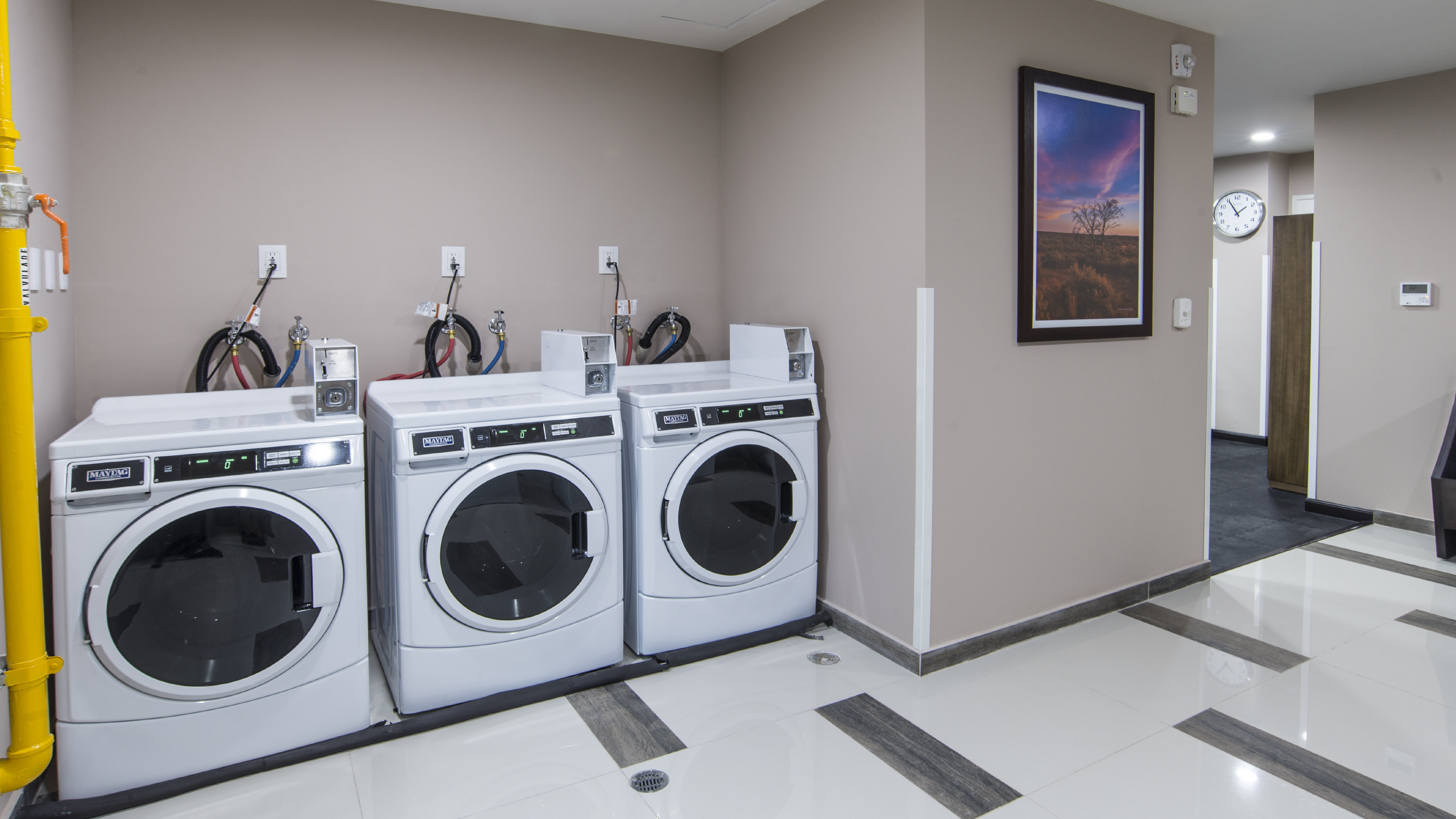 CANDLEWOOD SUITES QUERETARO JURIQUILLA 43/71