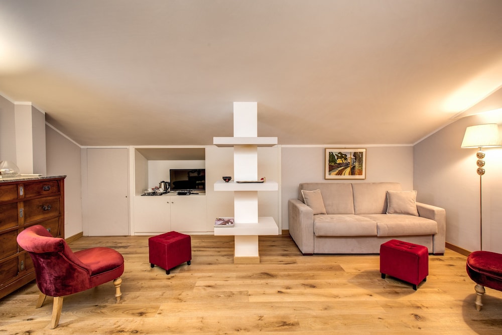 La Gaura Guest House 13/47