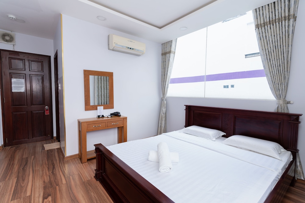 Sunny Guest House 8/15