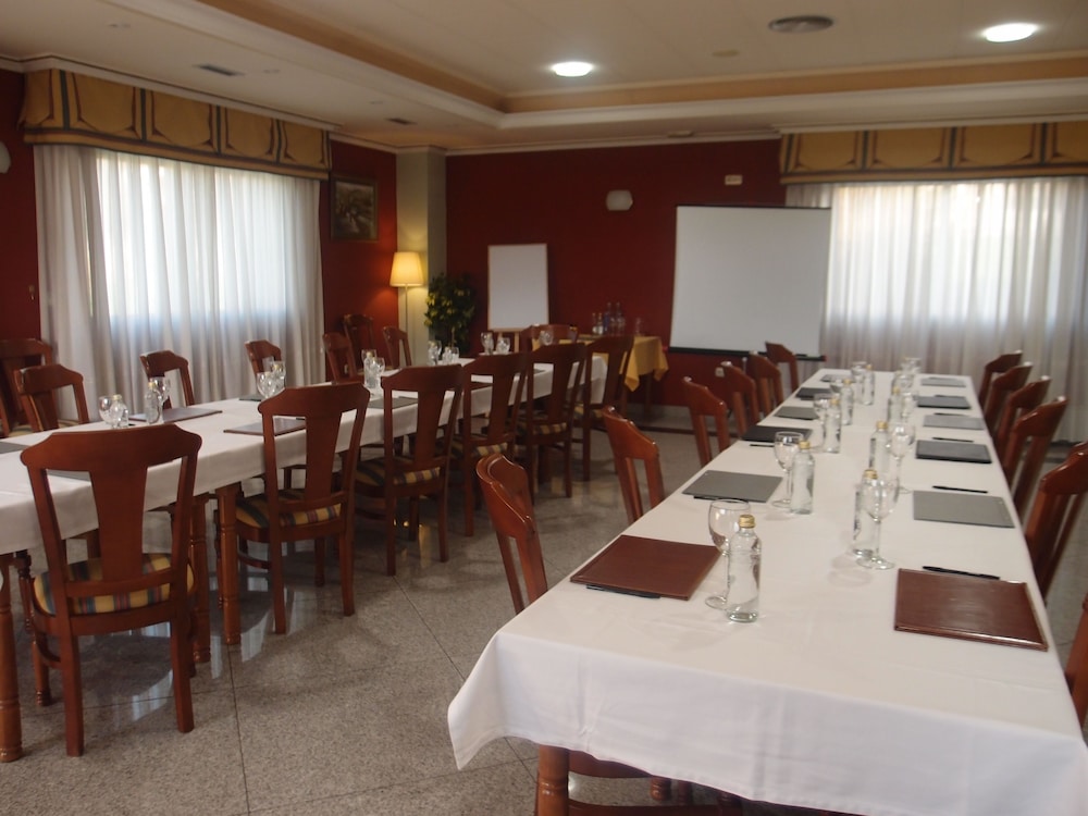 Hotel Avion by Bossh Hotels 34/40