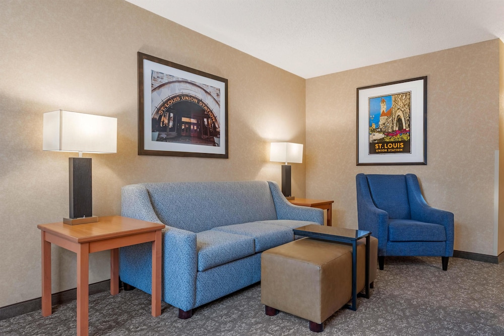 Drury Inn & Suites St. Louis Union Station 27/45