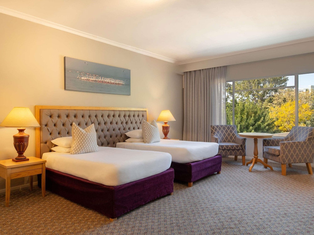 Mercure Hotel Windhoek 14/50