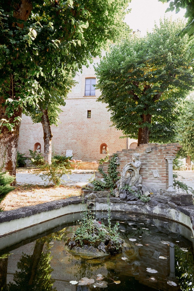 Castello di Baccaresca 77/80
