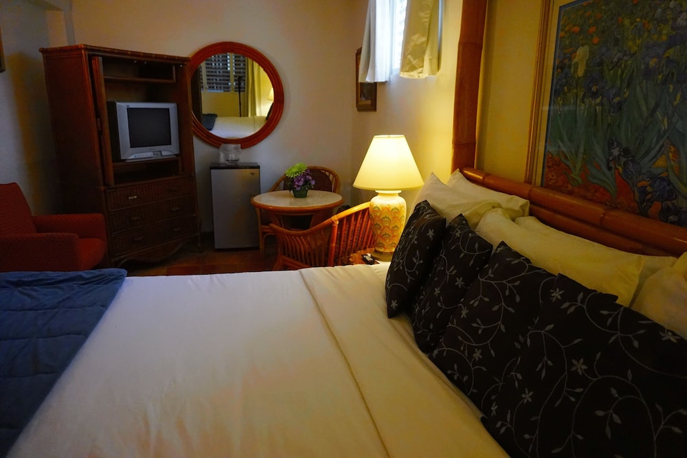 At Wind Chimes Boutique Hotel 39/77