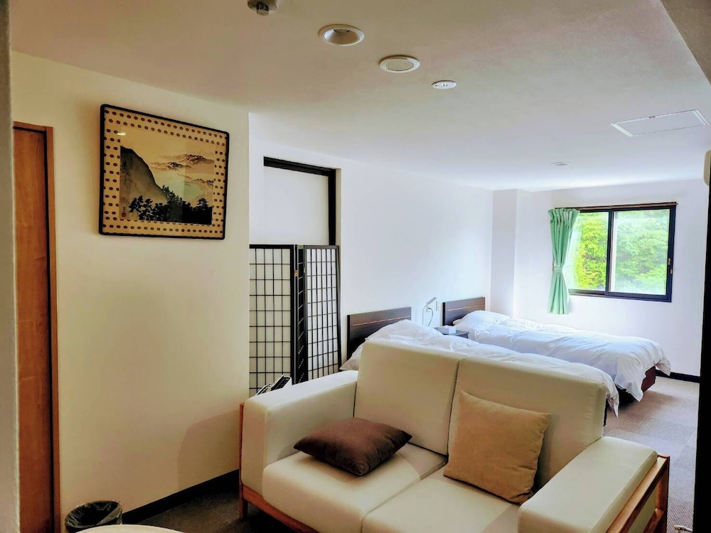 Room, Twin Beds, 4 Futon Beds, Lake View, Tatami, High Floor