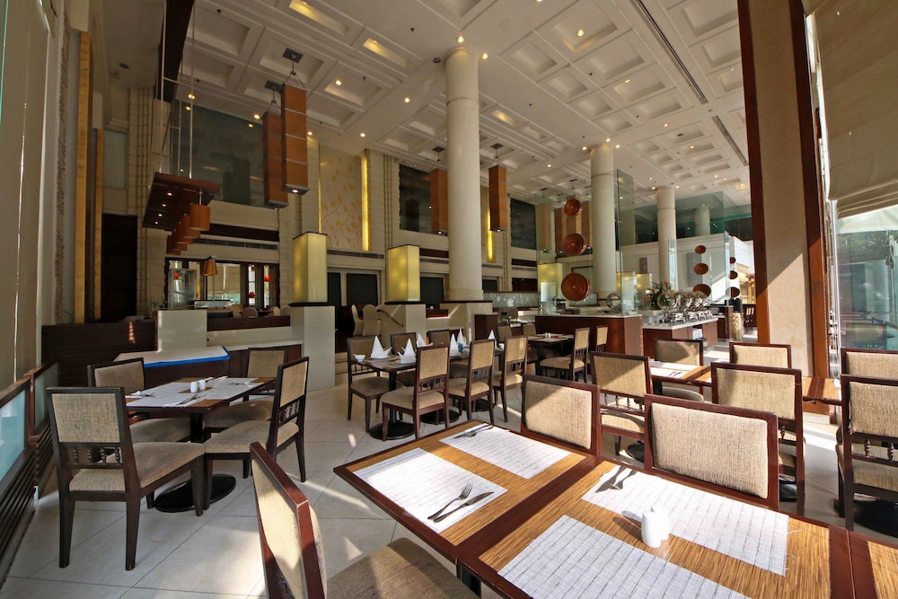 The Imperial Hotel And Convention Centre Korat 47/68