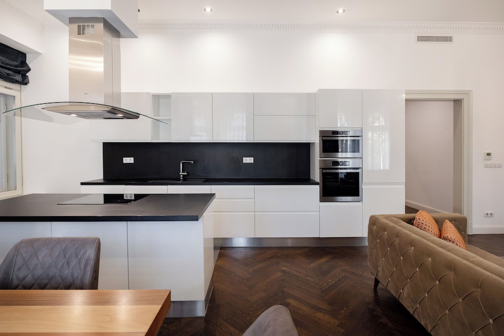 Utto Luxury Suites 45/54