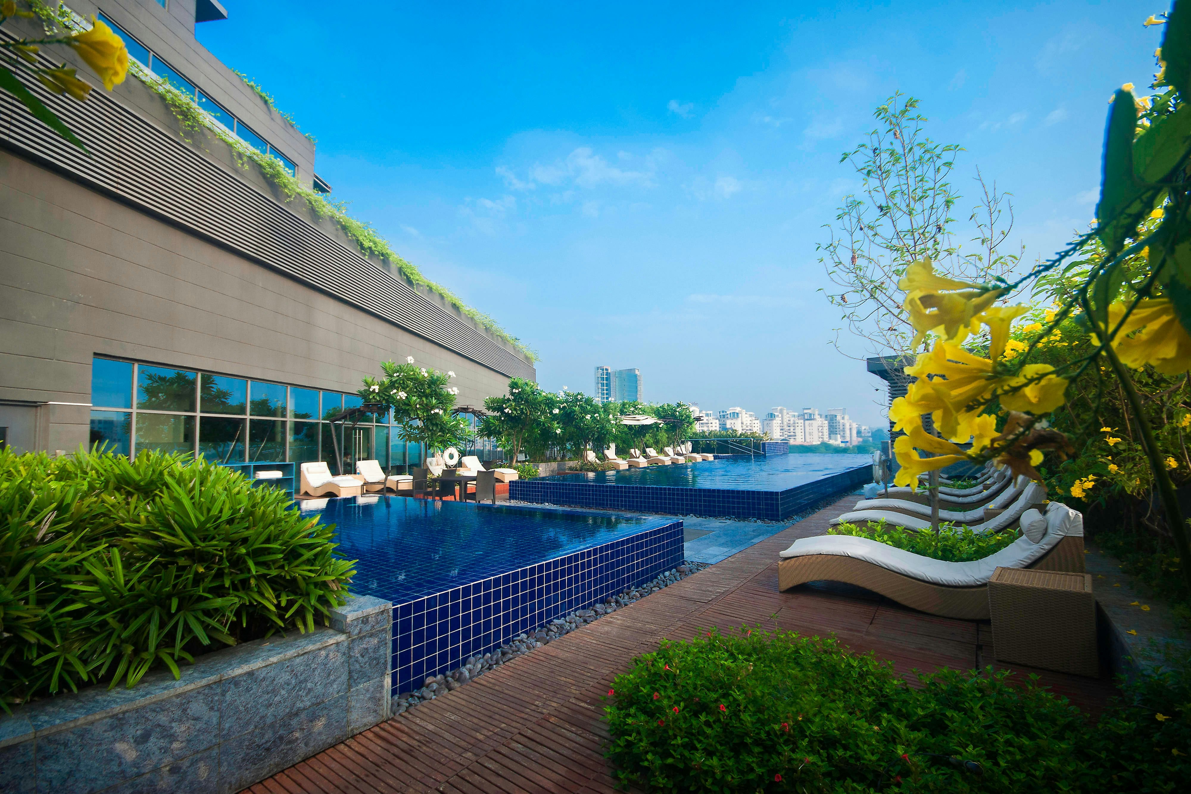 THE WESTIN PUNE KOREGAON PARK 18/19