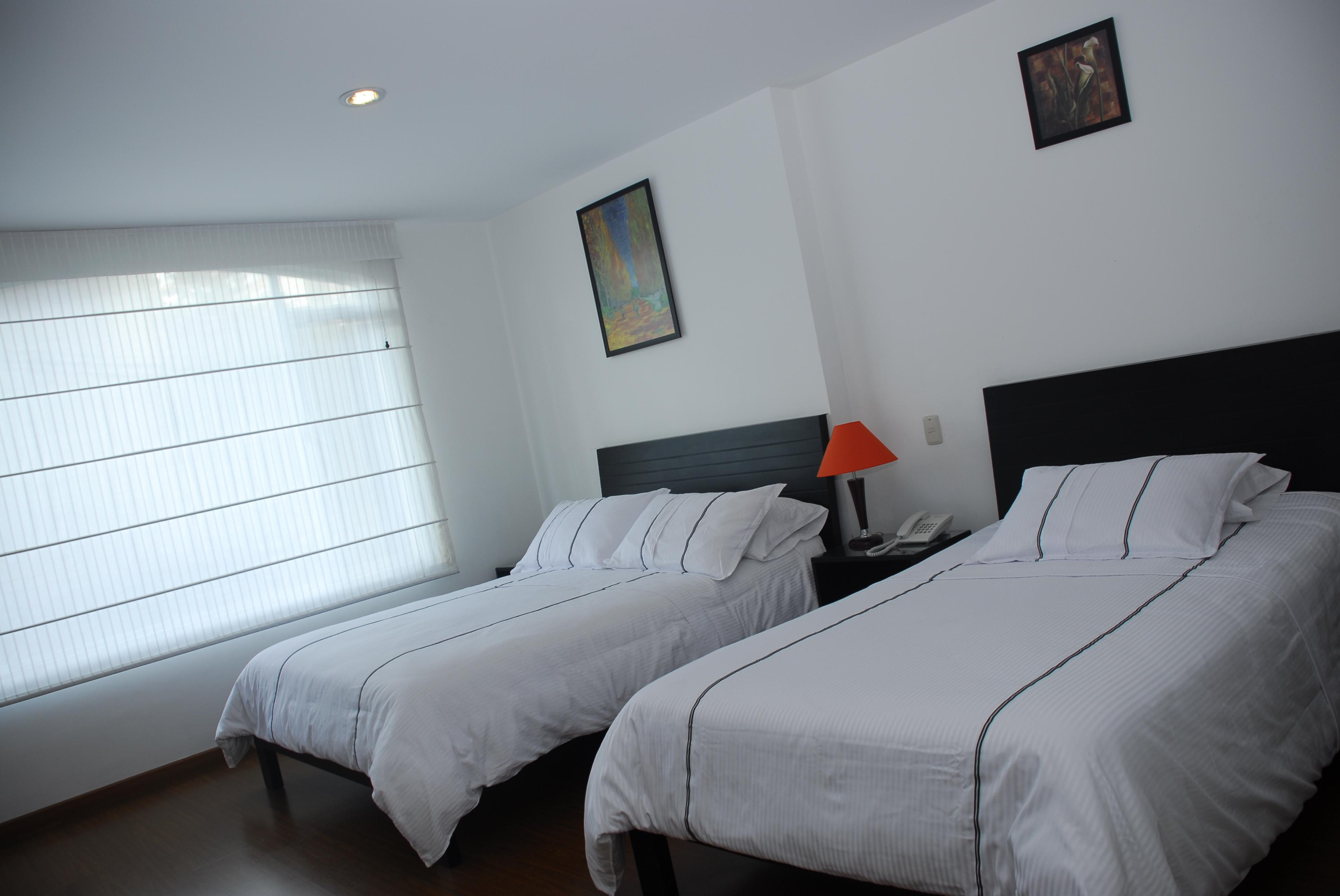 Standard, Twin Beds