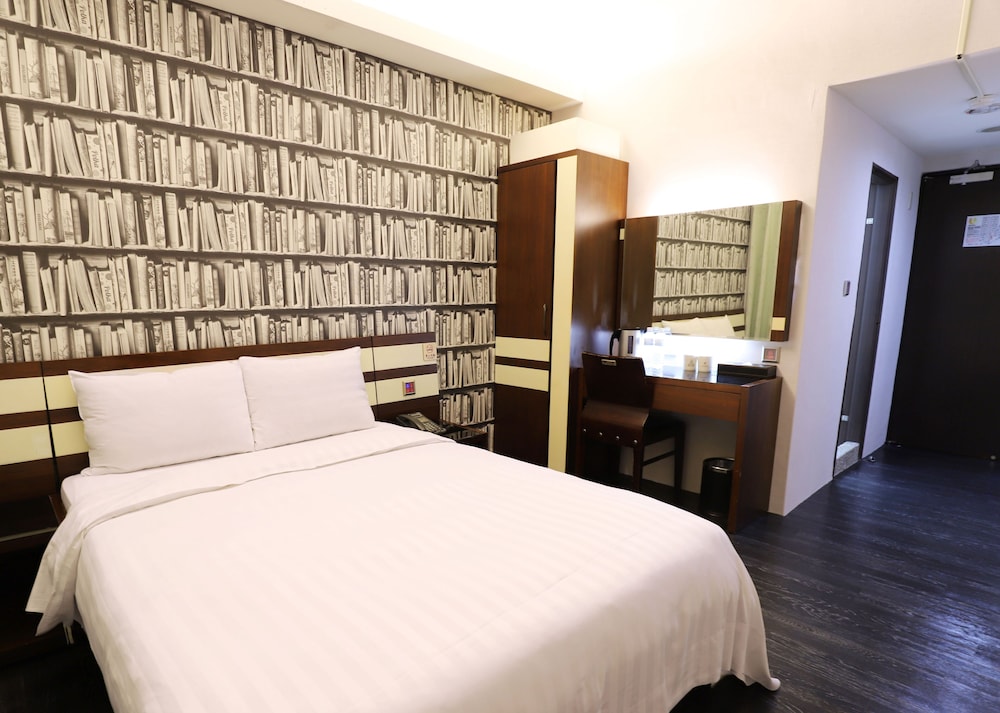 Talmud Hotel - Gong Yuan Branch 15/63