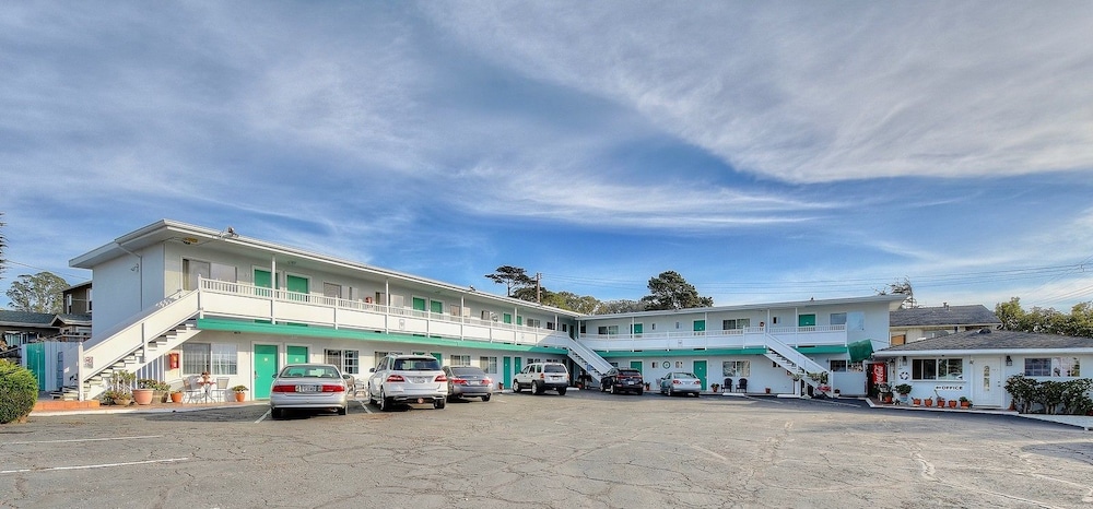 Morro Bay Sandpiper Inn 4/48