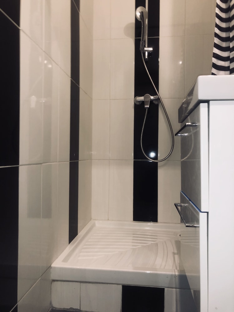 Hotel Residence Champerret 24/42