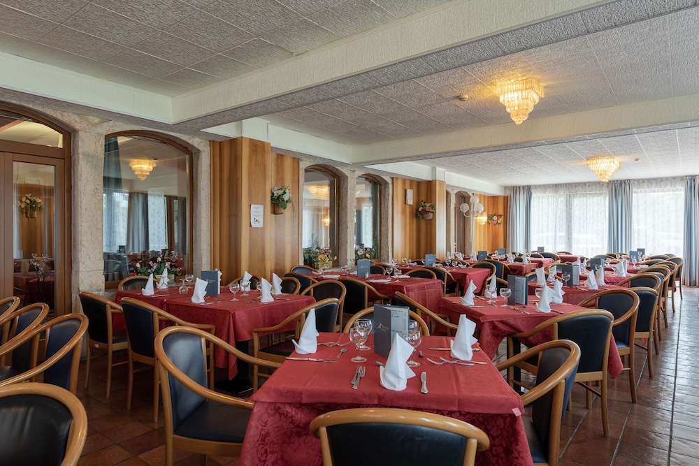 Park Hotel Jolanda 50/61